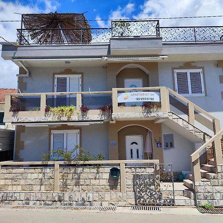 Apartment Sm Херцег Нови Екстериор снимка